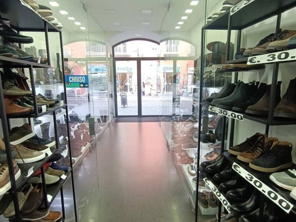 quadrivano in affitto a Napoli