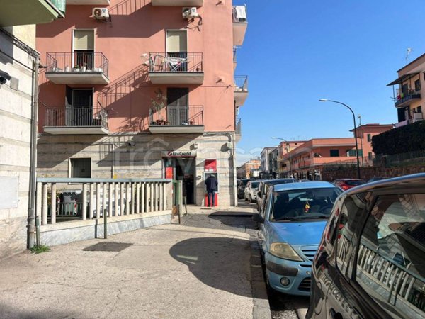 negozio in affitto a Napoli in zona Ponticelli