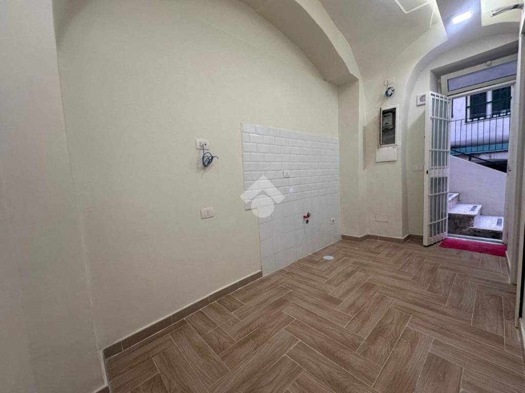 appartamento in affitto a Napoli in zona San Carlo all'Arena
