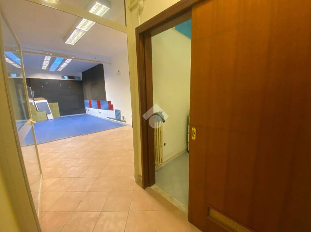 ufficio in affitto a Napoli in zona Soccavo