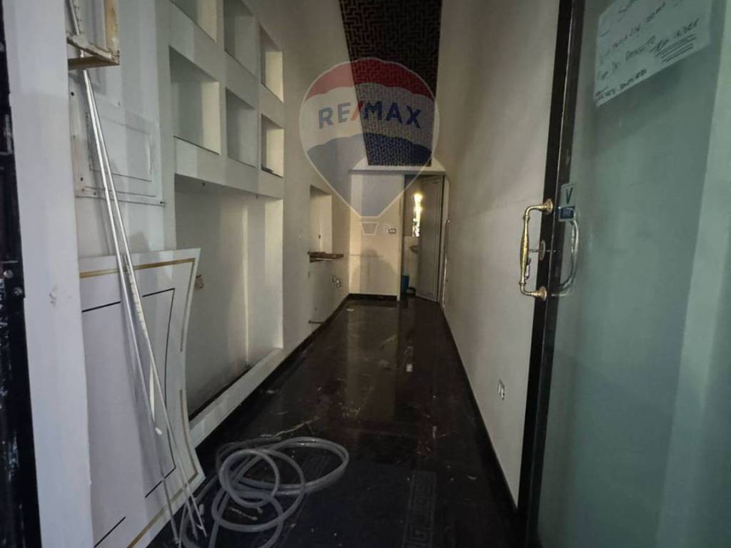 appartamento in affitto a Napoli in zona Chiaia