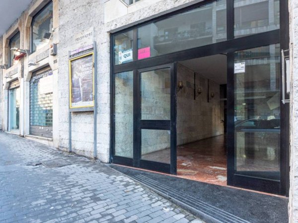 appartamento in affitto a Napoli in zona Chiaia
