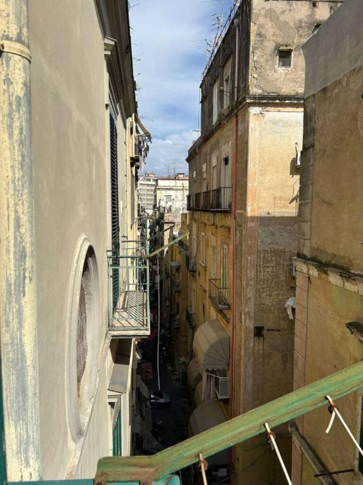 appartamento in affitto a Napoli in zona Stella