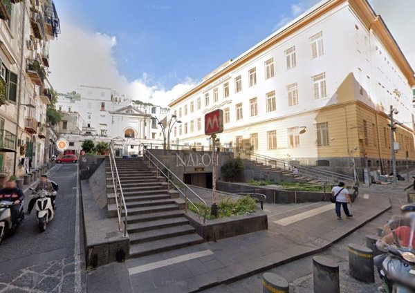 appartamento in affitto a Napoli in zona Montecalvario