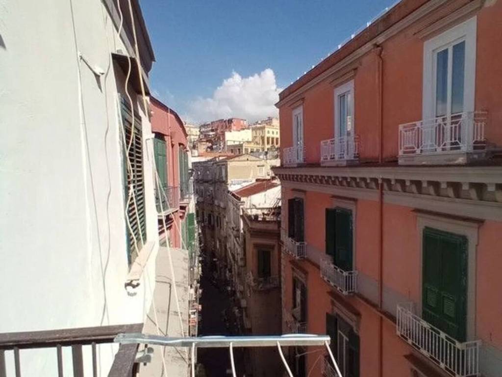 appartamento in affitto a Napoli in zona Avvocata