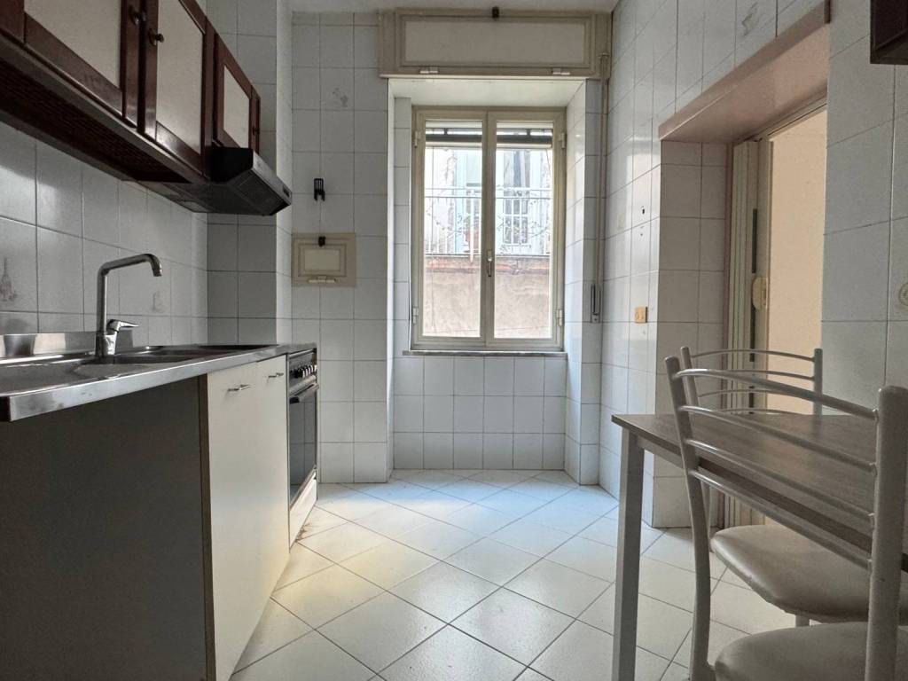 appartamento in affitto a Napoli in zona Chiaia