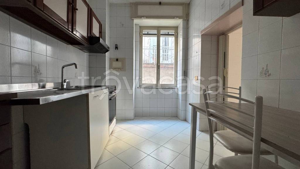 appartamento in affitto a Napoli in zona Chiaia