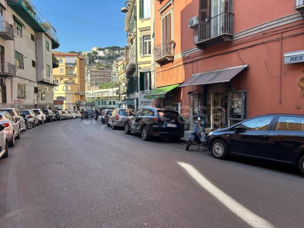 monolocale in affitto a Napoli in zona Chiaia