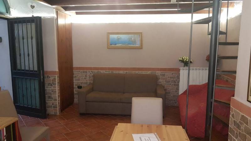 appartamento in affitto a Napoli in zona Stella