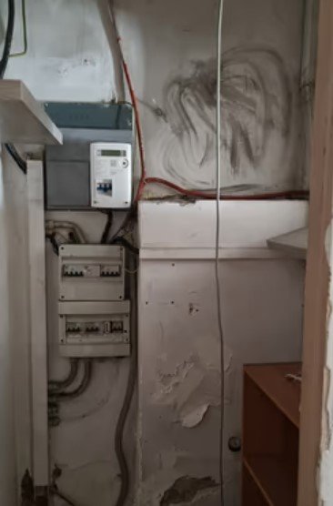 negozio in affitto a Napoli in zona Fuorigrotta
