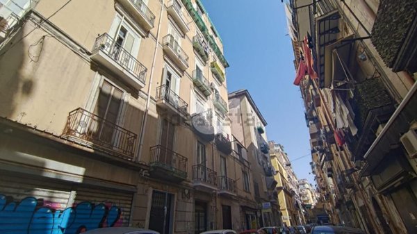 appartamento in affitto a Napoli in zona Pendino / San Giuseppe