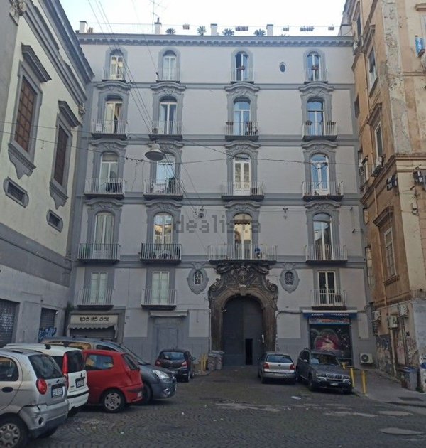 appartamento in affitto a Napoli in zona Pendino / San Giuseppe