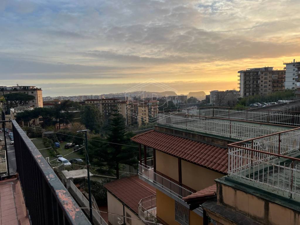 appartamento in affitto a Napoli in zona Arenella