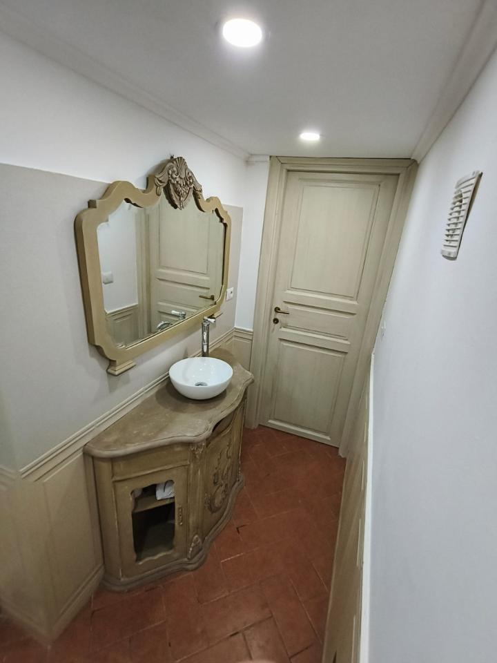 appartamento in affitto a Napoli in zona Stella