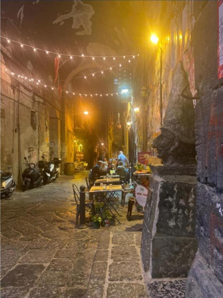 appartamento in affitto a Napoli in zona Stella