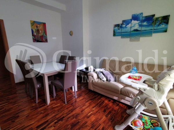appartamento in affitto a Napoli in zona Stella