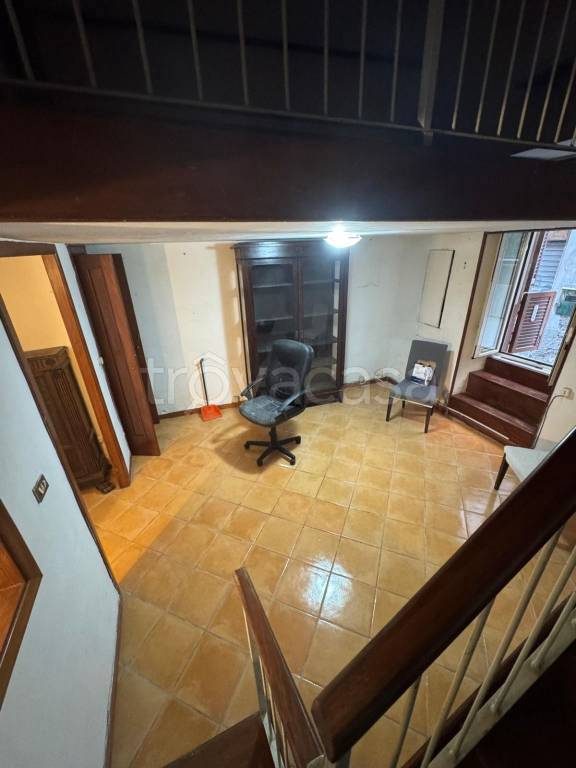 appartamento in affitto a Napoli in zona Chiaia