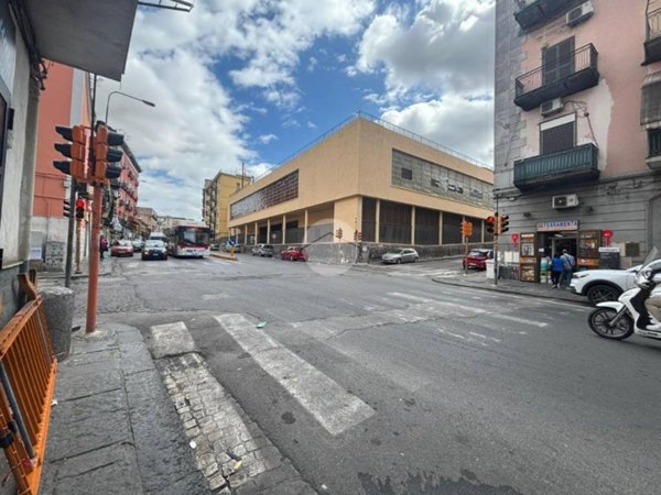 appartamento in affitto a Napoli in zona San Carlo all'Arena