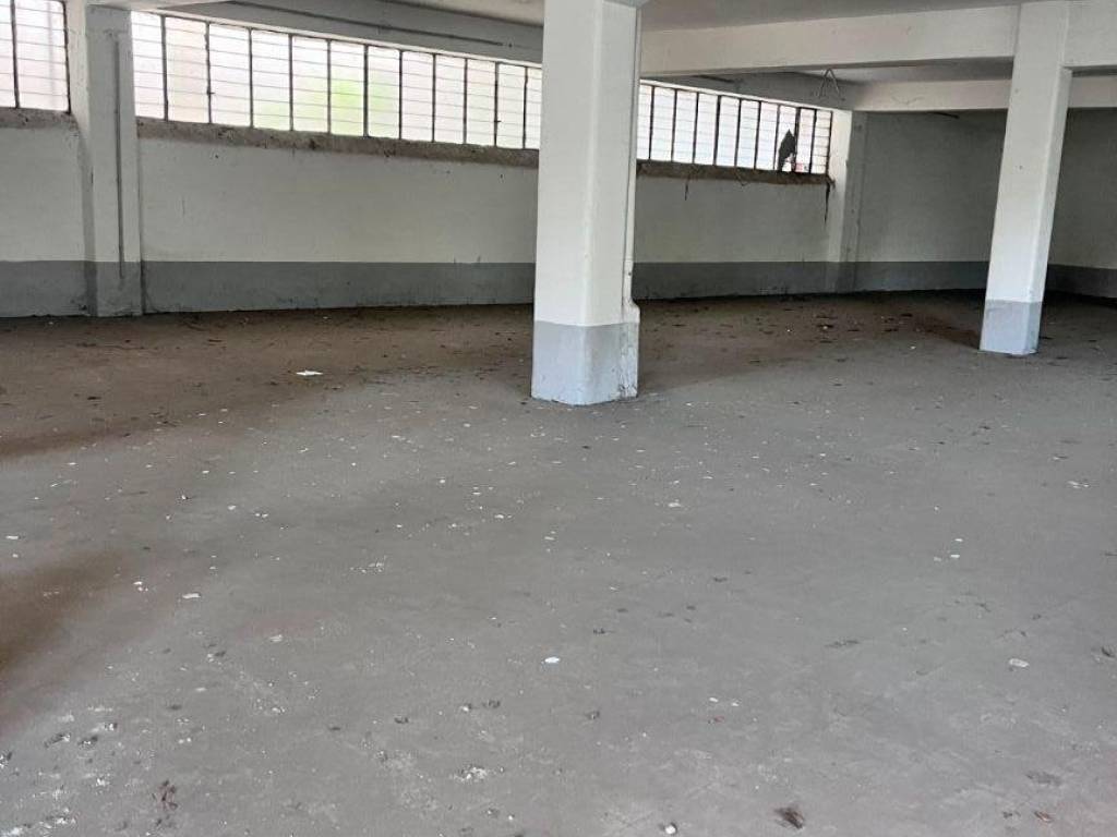 intera palazzina in affitto a Napoli in zona Poggioreale