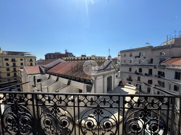 appartamento in affitto a Napoli in zona Mercato