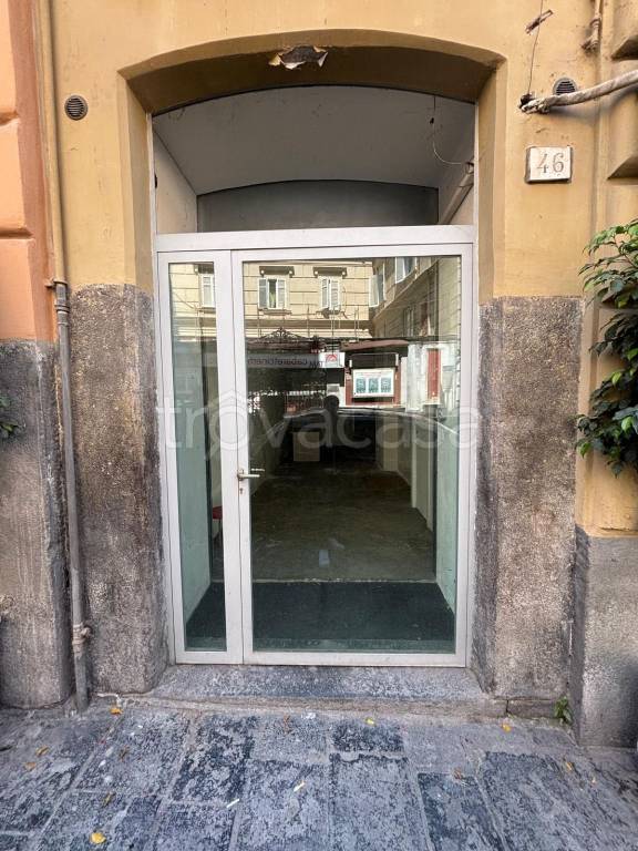 monolocale in affitto a Napoli in zona Chiaia