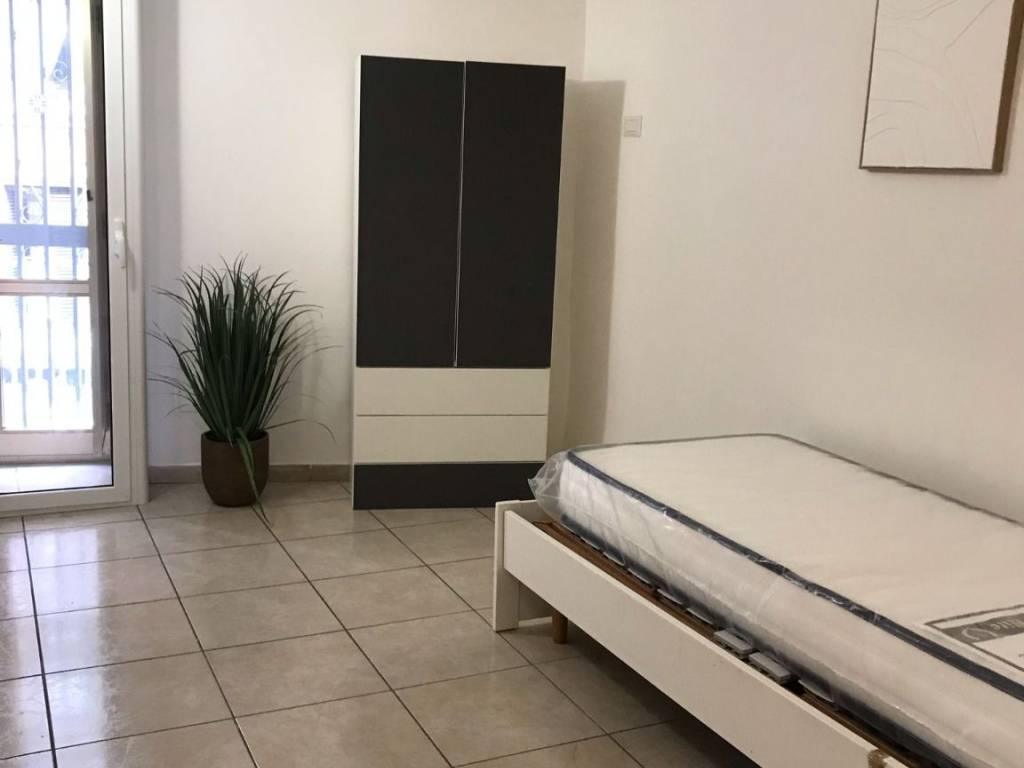 appartamento in affitto a Napoli in zona Stella
