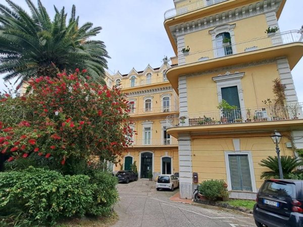 appartamento in affitto a Napoli in zona Arenella