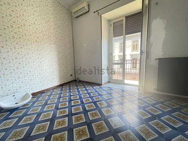 appartamento in affitto a Napoli in zona San Carlo all'Arena