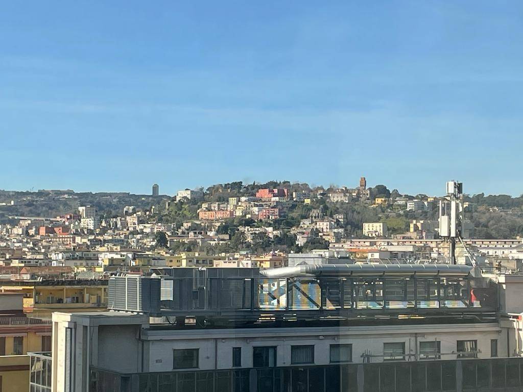 ufficio in affitto a Napoli in zona Poggioreale