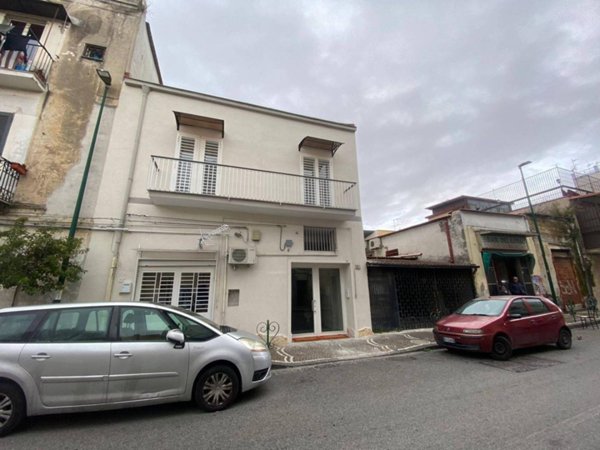 casa indipendente in affitto a Napoli in zona Ponticelli
