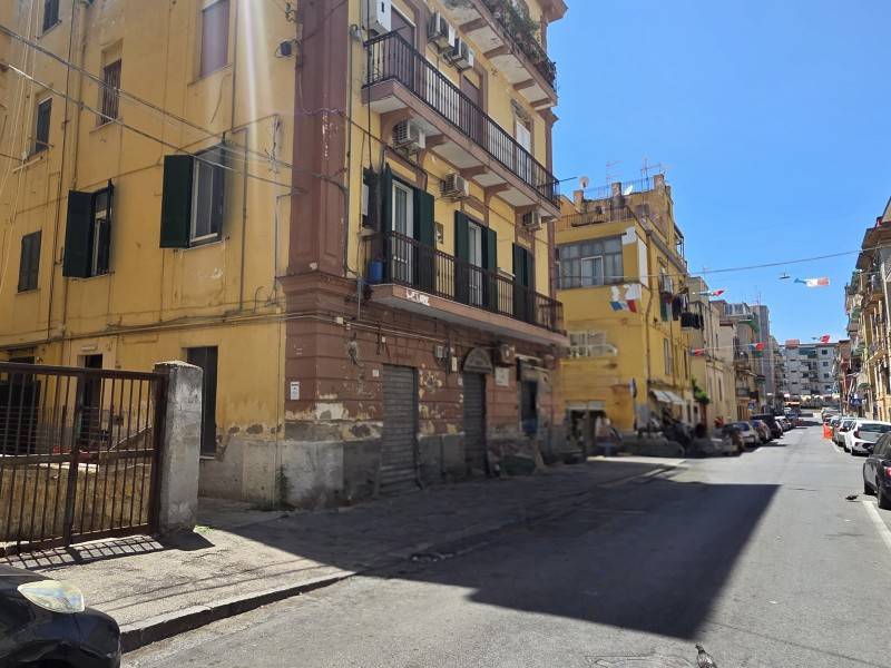 appartamento in affitto a Napoli in zona Bagnoli