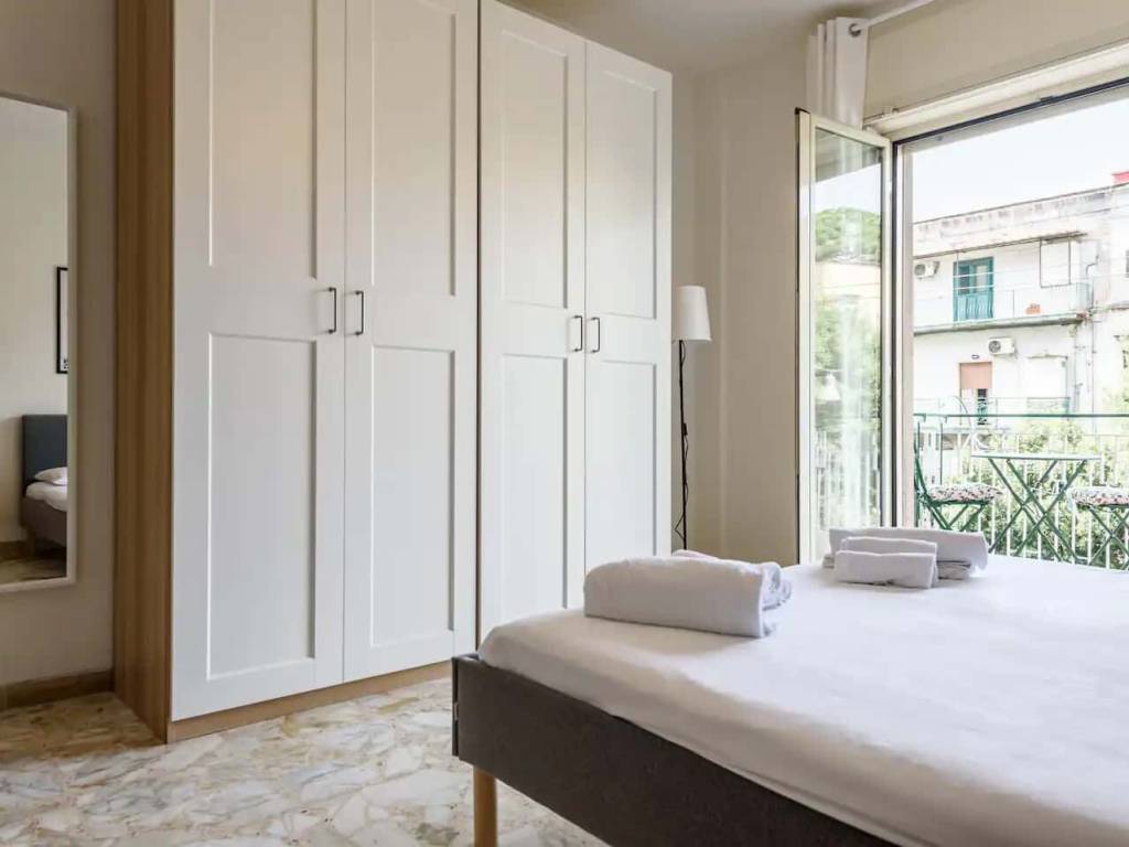 appartamento in affitto a Napoli in zona Stella