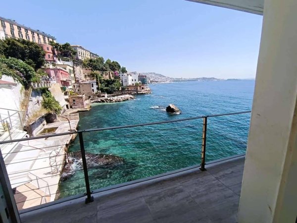 appartamento in affitto a Napoli in zona Posillipo