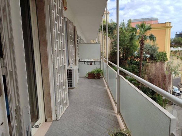 appartamento in affitto a Napoli in zona Posillipo