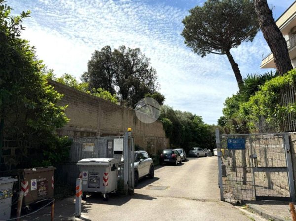 appartamento in affitto a Napoli in zona Capodimonte / Colli Aminei