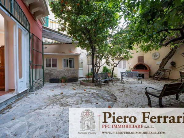 appartamento in affitto a Napoli in zona Bagnoli