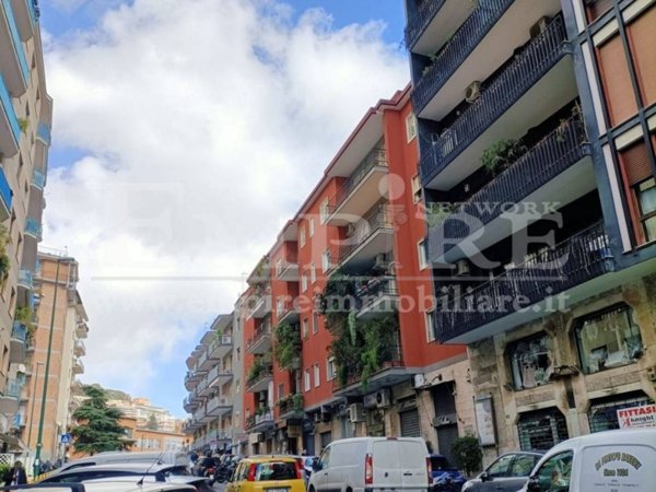 ufficio in affitto a Napoli in zona Chiaia