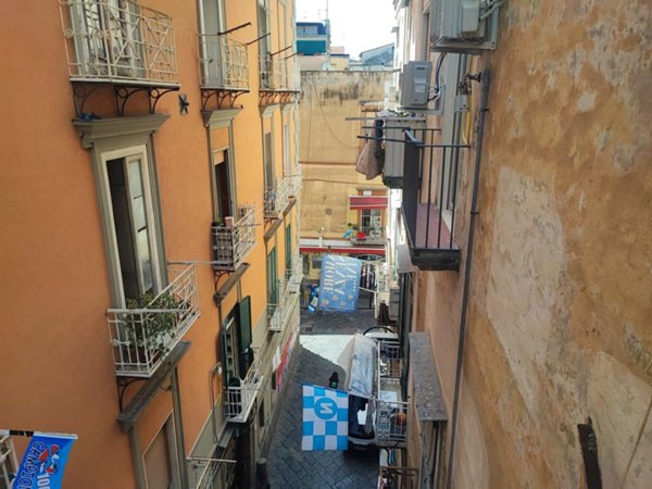 appartamento in affitto a Napoli in zona Stella