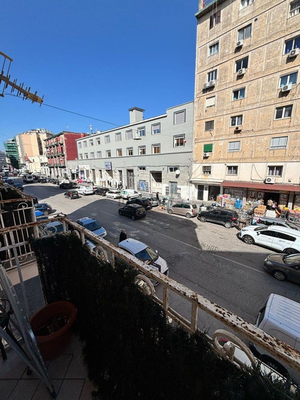 appartamento in affitto a Napoli in zona Mercato
