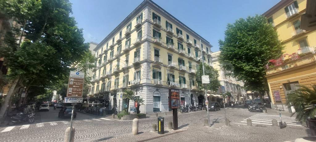 ufficio in affitto a Napoli in zona Vomero