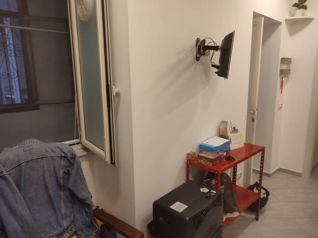 appartamento in affitto a Napoli in zona Chiaia