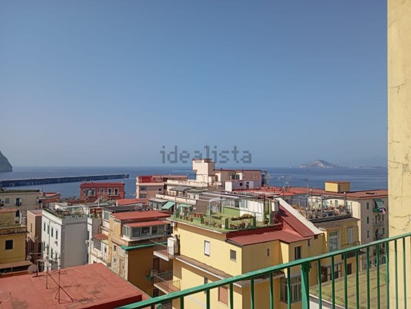 appartamento in affitto a Napoli in zona Bagnoli