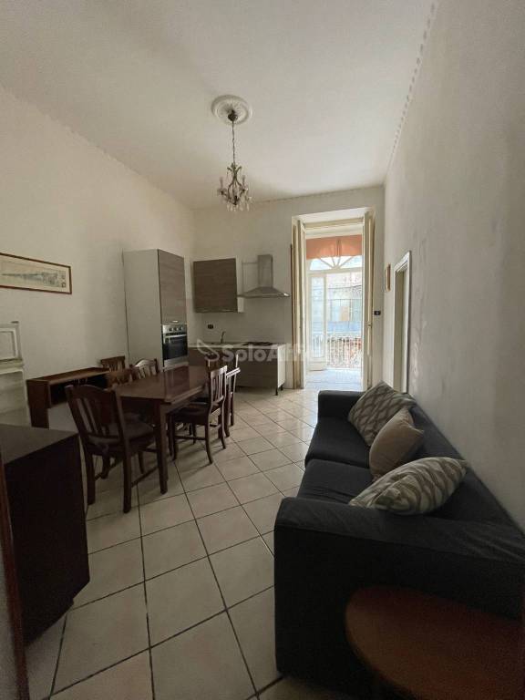 appartamento in affitto a Napoli in zona Pendino / San Giuseppe