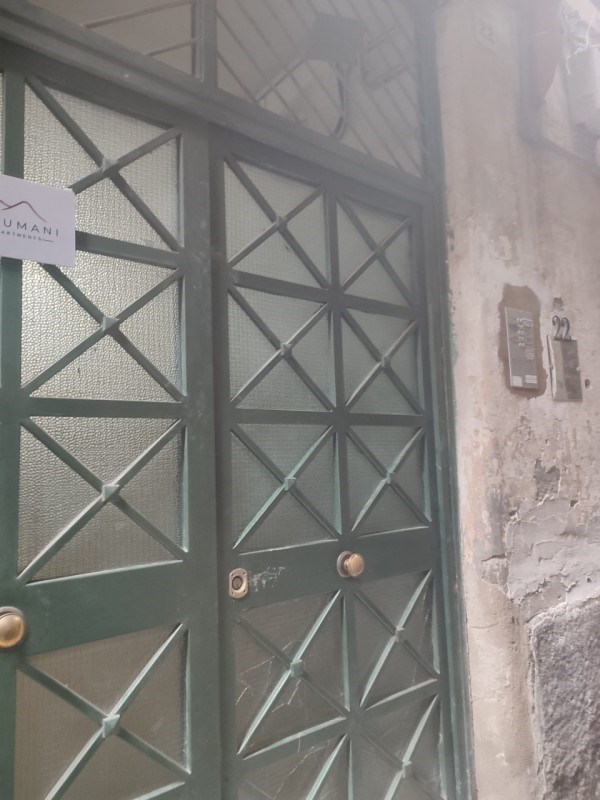 appartamento in affitto a Napoli in zona Stella