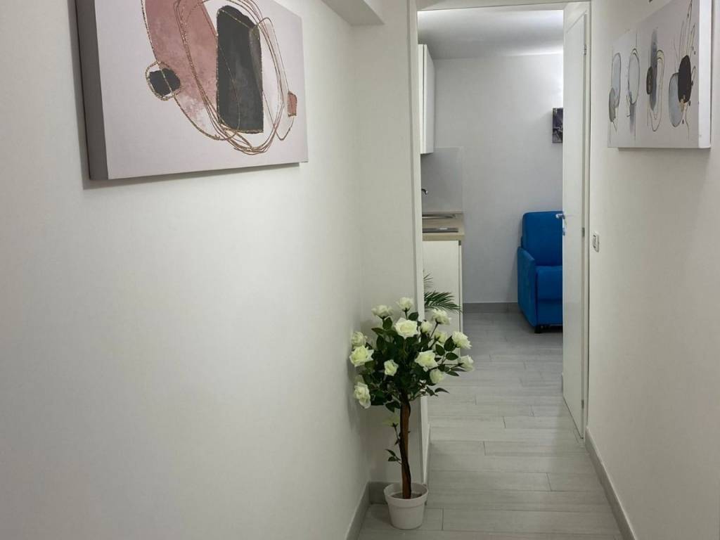 appartamento in affitto a Napoli in zona Stella