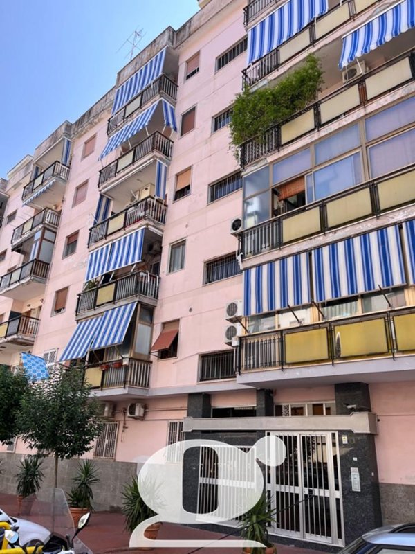 appartamento in affitto a Napoli in zona Capodimonte / Colli Aminei