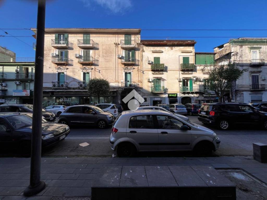 ufficio in affitto a Napoli in zona Secondigliano