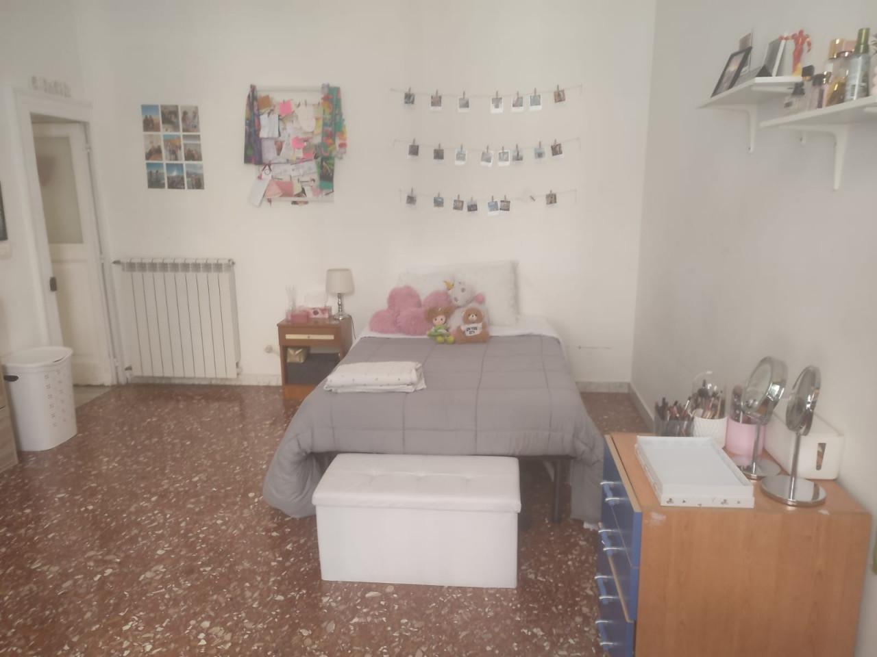 appartamento in affitto a Napoli in zona Stella