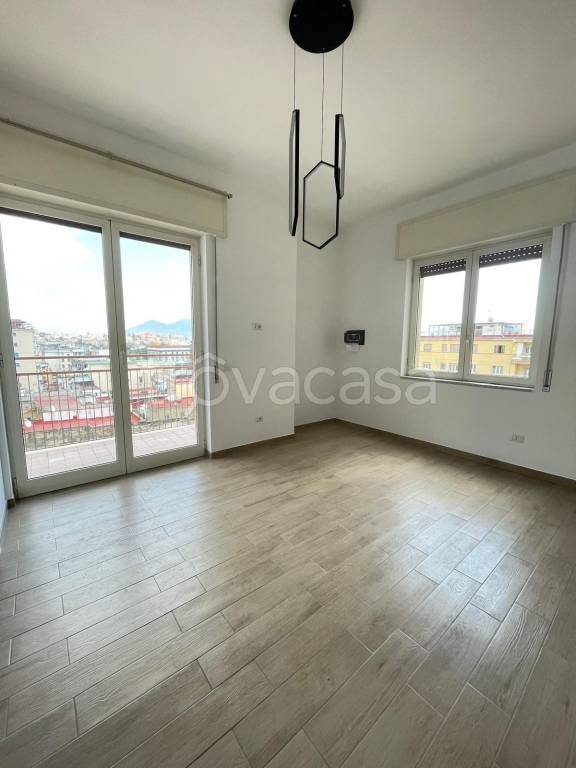 appartamento in affitto a Napoli in zona Chiaia