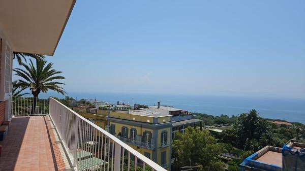 appartamento in affitto a Napoli in zona Posillipo